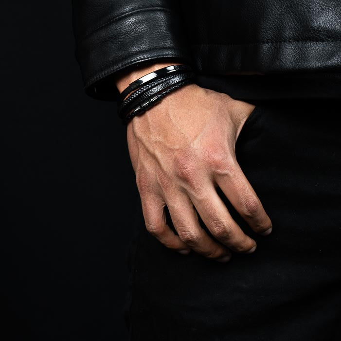 Ingeniero ( Acero y Microfibra de cuero )