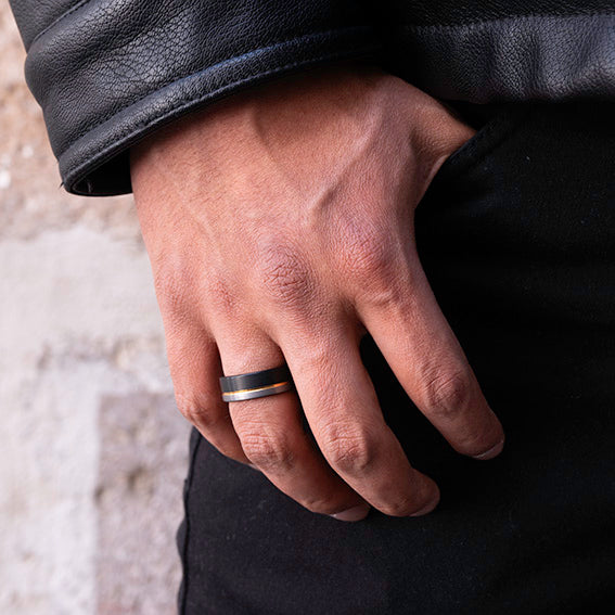 Crisipo (Carburo de tungsteno ) Casi tan duro como el diamante.