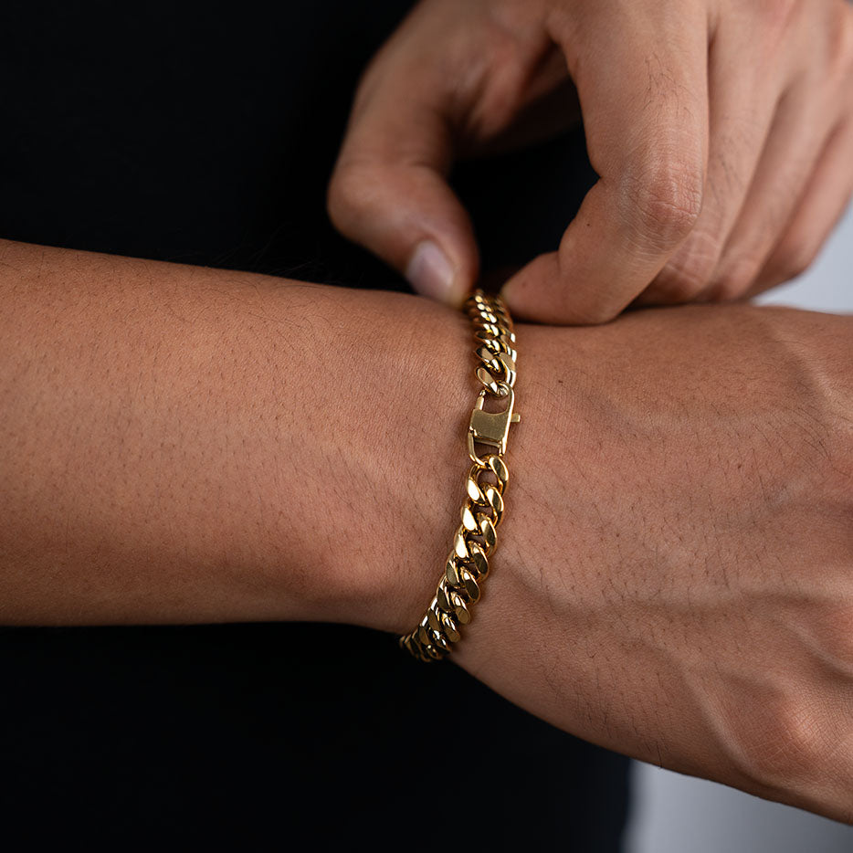 Cubana - Dorado - 8mm( Acero quirúrgico inoxidable grado 316L)(Baño de oro 18k)