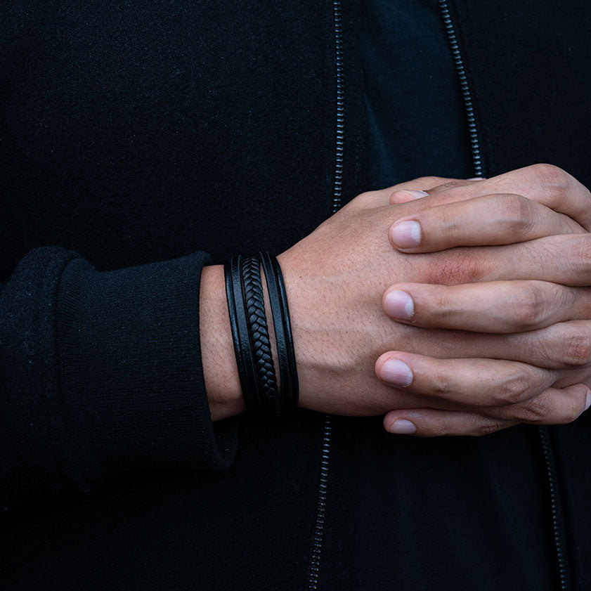 Omega 2.0 ( Acero y Microfibra de cuero )