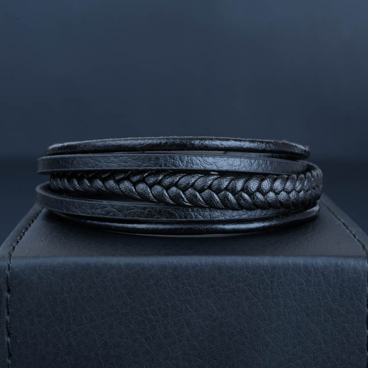 Omega 2.0 ( Acero y Microfibra de cuero )