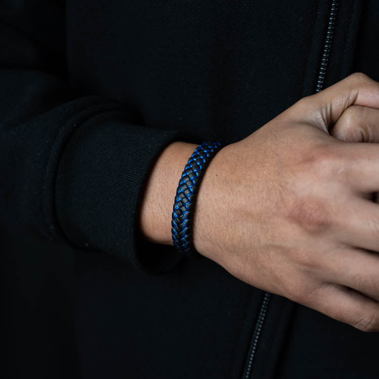 Azúl  2.0 ( Acero y Microfibra de cuero )