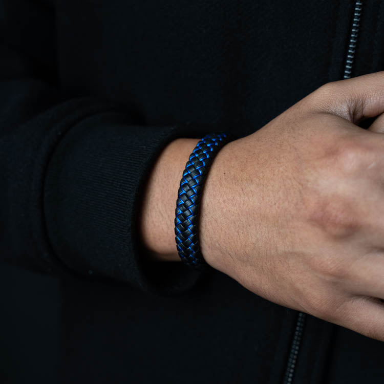 Azúl  2.0 ( Acero y Microfibra de cuero )