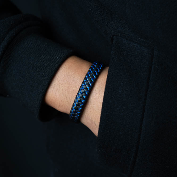 Azúl  2.0 ( Acero y Microfibra de cuero )