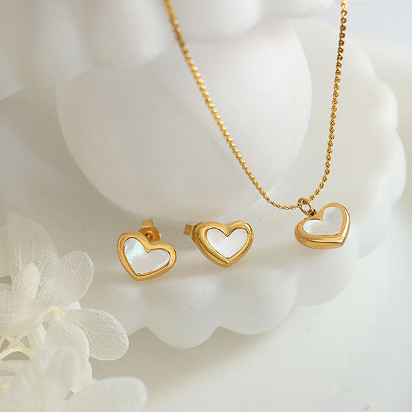 Set Corazon 18k ( Collar - Pulsera - Aretes ) ( Resistente al agua )